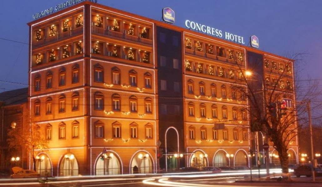 Congress Hotel Yerevan facade at night